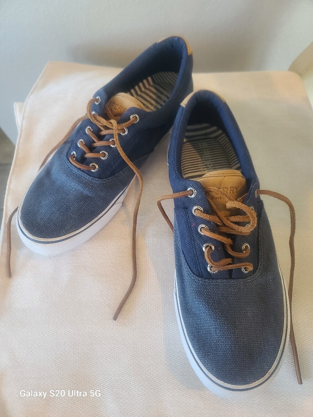 Sperry Navy Canvas Boat Shoes with Tan Laces Size 11